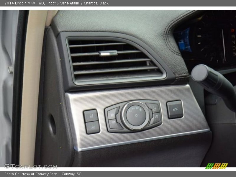 Ingot Silver Metallic / Charcoal Black 2014 Lincoln MKX FWD