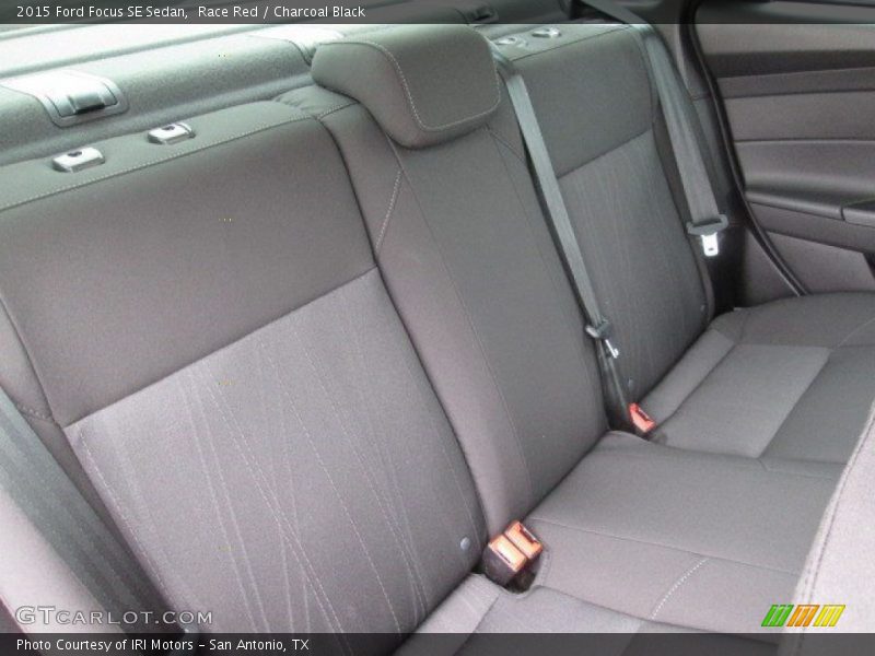 Race Red / Charcoal Black 2015 Ford Focus SE Sedan