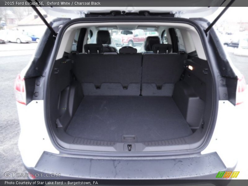 Oxford White / Charcoal Black 2015 Ford Escape SE
