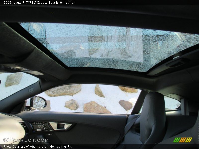 Polaris White / Jet 2015 Jaguar F-TYPE S Coupe