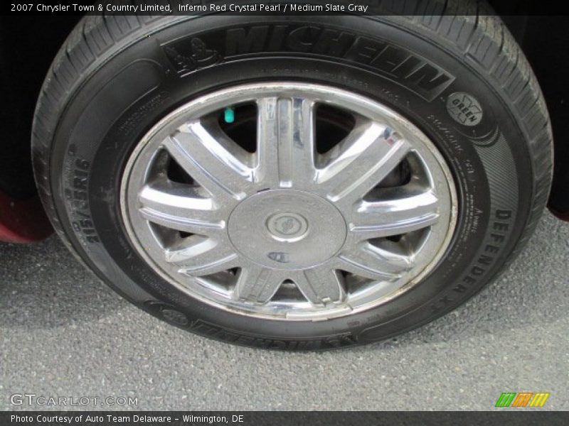 Inferno Red Crystal Pearl / Medium Slate Gray 2007 Chrysler Town & Country Limited