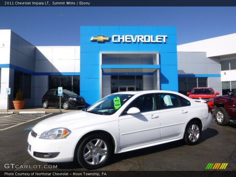 Front 3/4 View of 2011 Impala LT