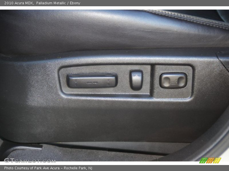 Palladium Metallic / Ebony 2010 Acura MDX