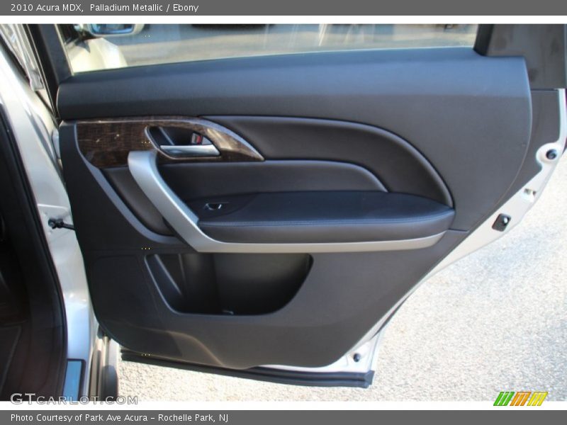 Palladium Metallic / Ebony 2010 Acura MDX