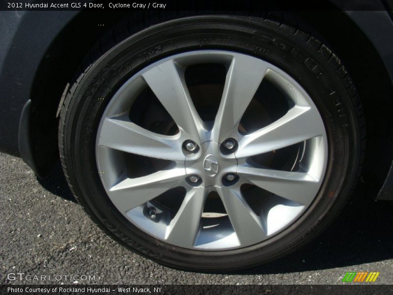 Cyclone Gray / Gray 2012 Hyundai Accent GLS 4 Door