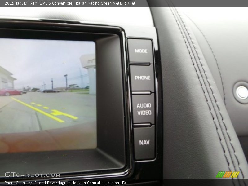 Controls of 2015 F-TYPE V8 S Convertible