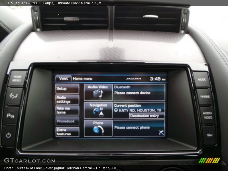 Controls of 2015 F-TYPE R Coupe