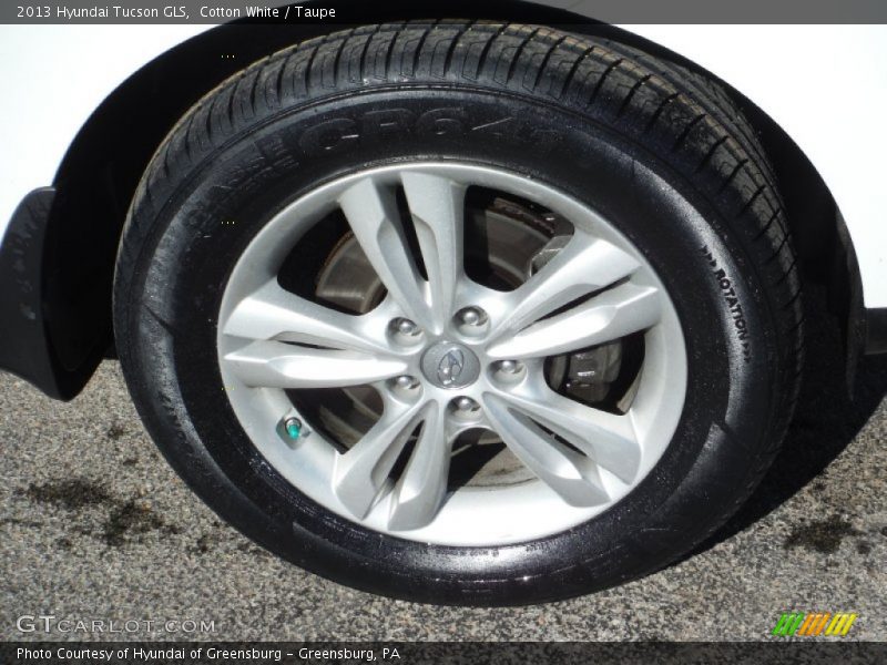 Cotton White / Taupe 2013 Hyundai Tucson GLS