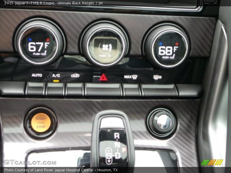 Controls of 2015 F-TYPE R Coupe