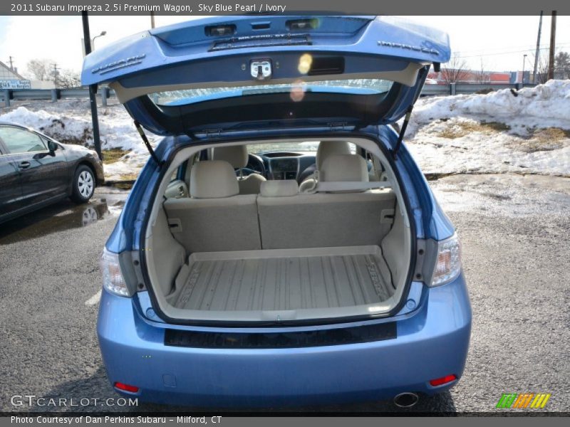 Sky Blue Pearl / Ivory 2011 Subaru Impreza 2.5i Premium Wagon