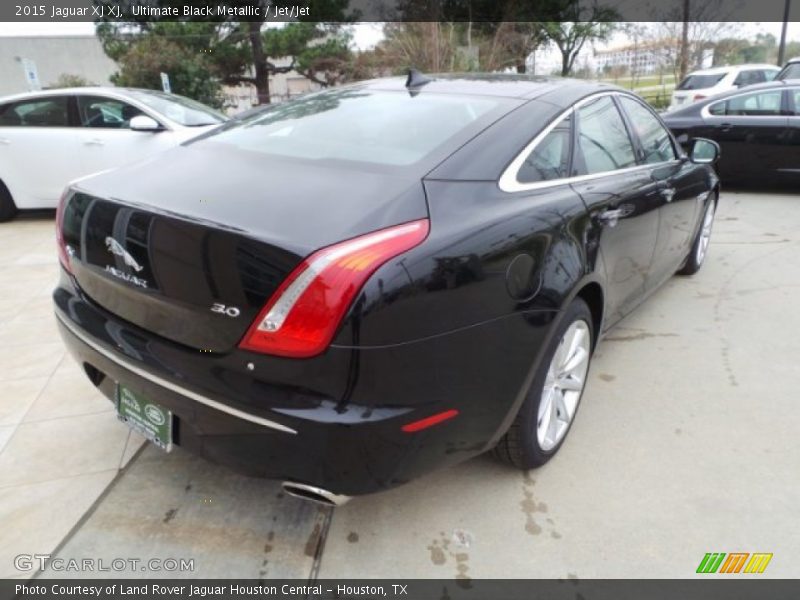 Ultimate Black Metallic / Jet/Jet 2015 Jaguar XJ XJ