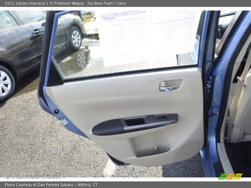 Sky Blue Pearl / Ivory 2011 Subaru Impreza 2.5i Premium Wagon