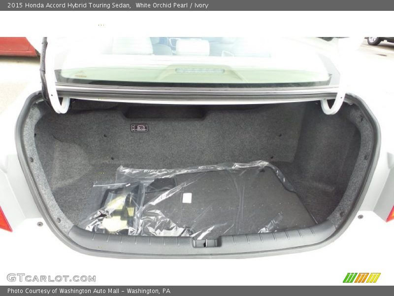  2015 Accord Hybrid Touring Sedan Trunk