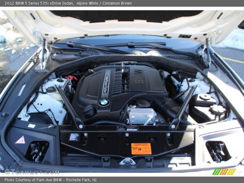 Alpine White / Cinnamon Brown 2012 BMW 5 Series 535i xDrive Sedan