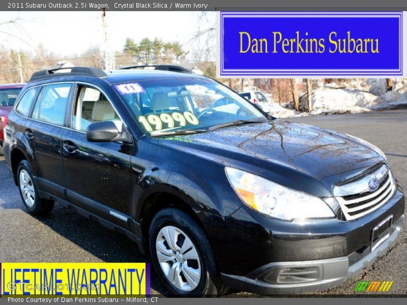 Crystal Black Silica / Warm Ivory 2011 Subaru Outback 2.5i Wagon