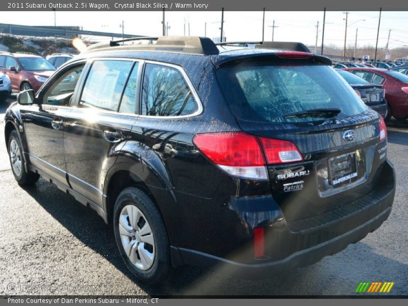 Crystal Black Silica / Warm Ivory 2011 Subaru Outback 2.5i Wagon