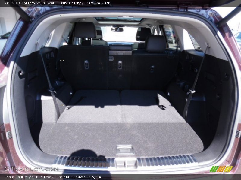  2016 Sorento SX V6 AWD Trunk