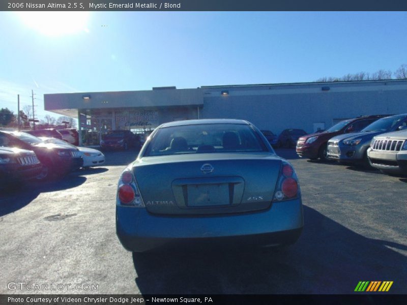 Mystic Emerald Metallic / Blond 2006 Nissan Altima 2.5 S