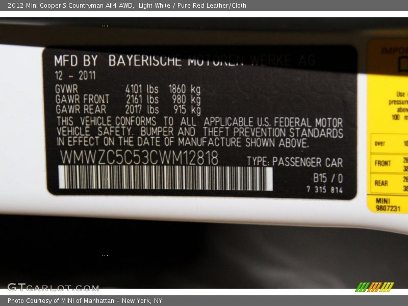 Light White / Pure Red Leather/Cloth 2012 Mini Cooper S Countryman All4 AWD