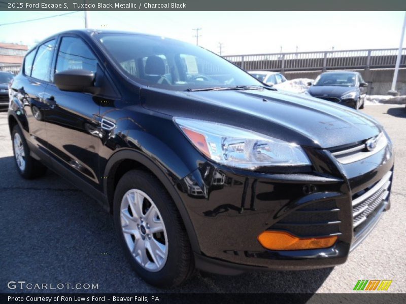 Tuxedo Black Metallic / Charcoal Black 2015 Ford Escape S