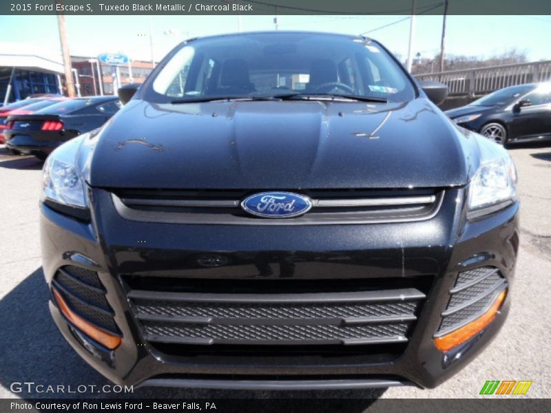 Tuxedo Black Metallic / Charcoal Black 2015 Ford Escape S