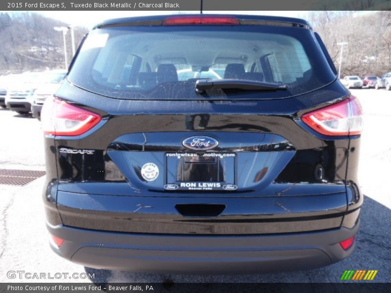 Tuxedo Black Metallic / Charcoal Black 2015 Ford Escape S