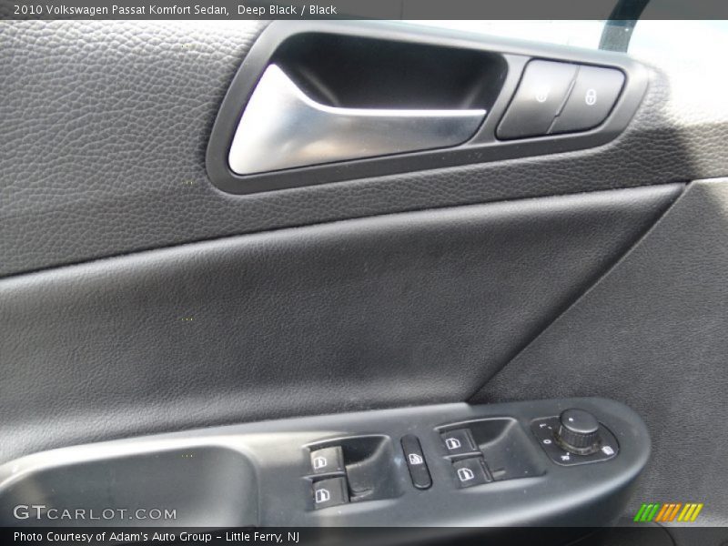 Deep Black / Black 2010 Volkswagen Passat Komfort Sedan