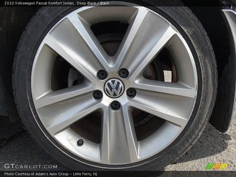 Deep Black / Black 2010 Volkswagen Passat Komfort Sedan