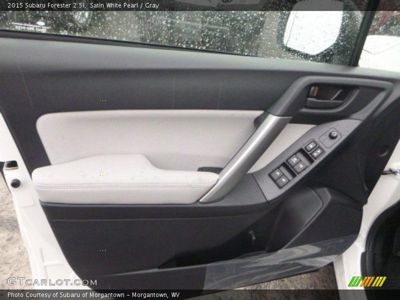 Satin White Pearl / Gray 2015 Subaru Forester 2.5i