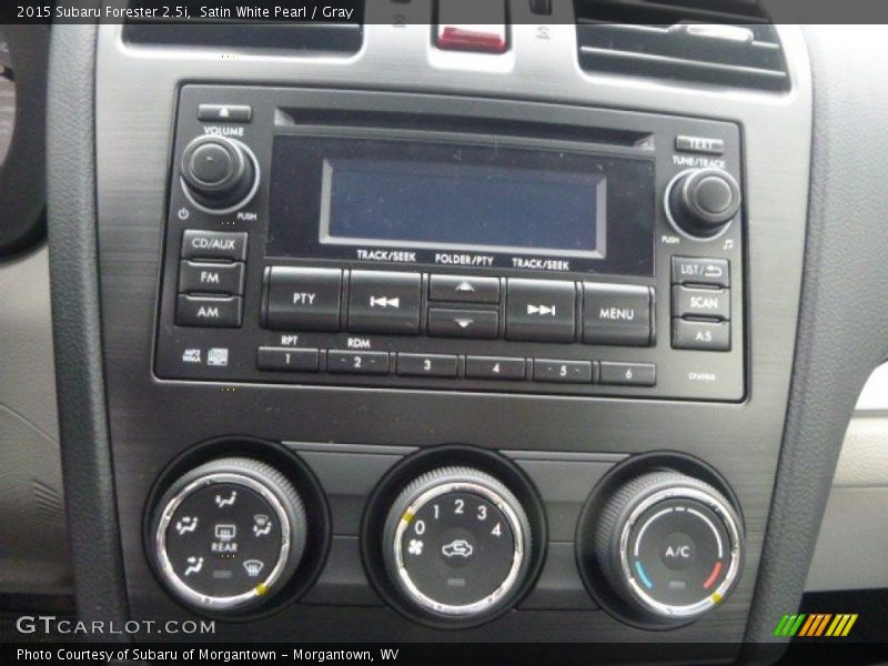 Satin White Pearl / Gray 2015 Subaru Forester 2.5i