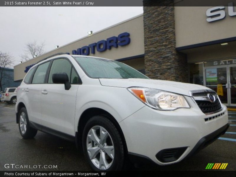 Satin White Pearl / Gray 2015 Subaru Forester 2.5i