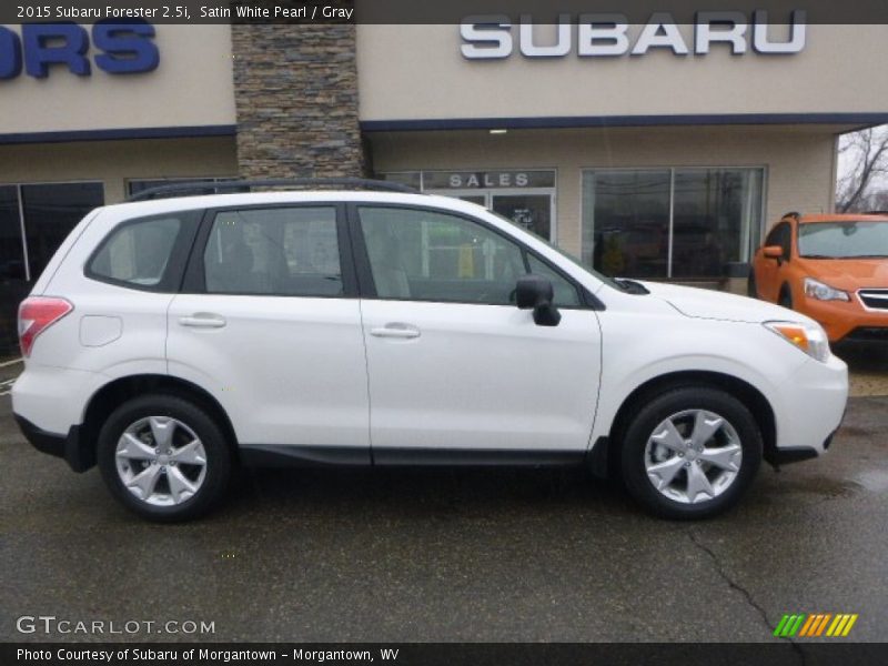 Satin White Pearl / Gray 2015 Subaru Forester 2.5i