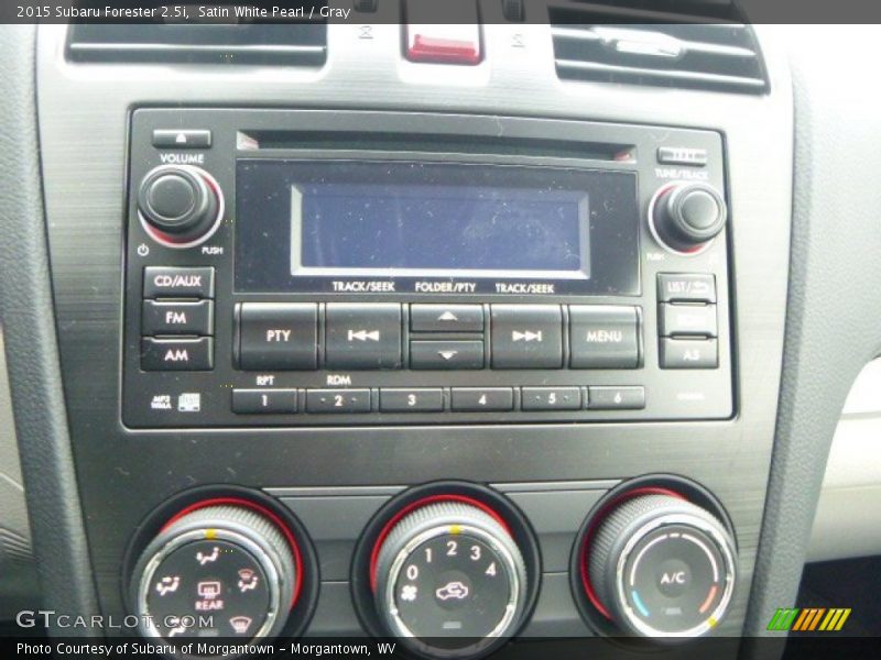 Satin White Pearl / Gray 2015 Subaru Forester 2.5i