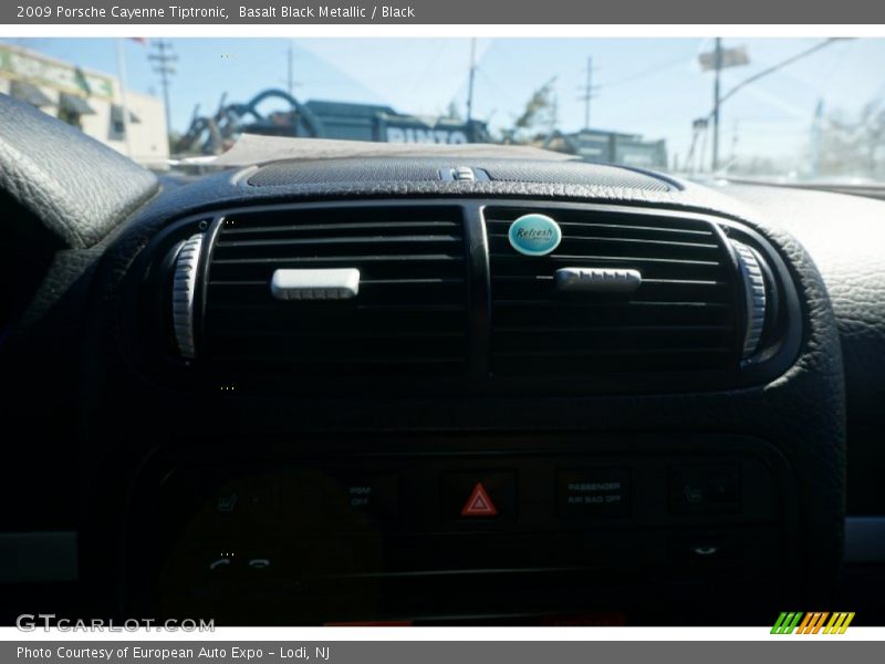Basalt Black Metallic / Black 2009 Porsche Cayenne Tiptronic