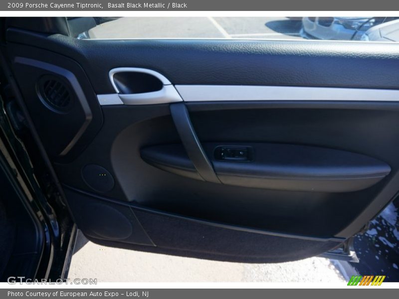 Basalt Black Metallic / Black 2009 Porsche Cayenne Tiptronic