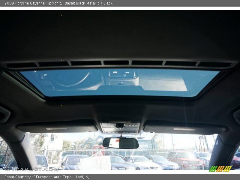 Basalt Black Metallic / Black 2009 Porsche Cayenne Tiptronic