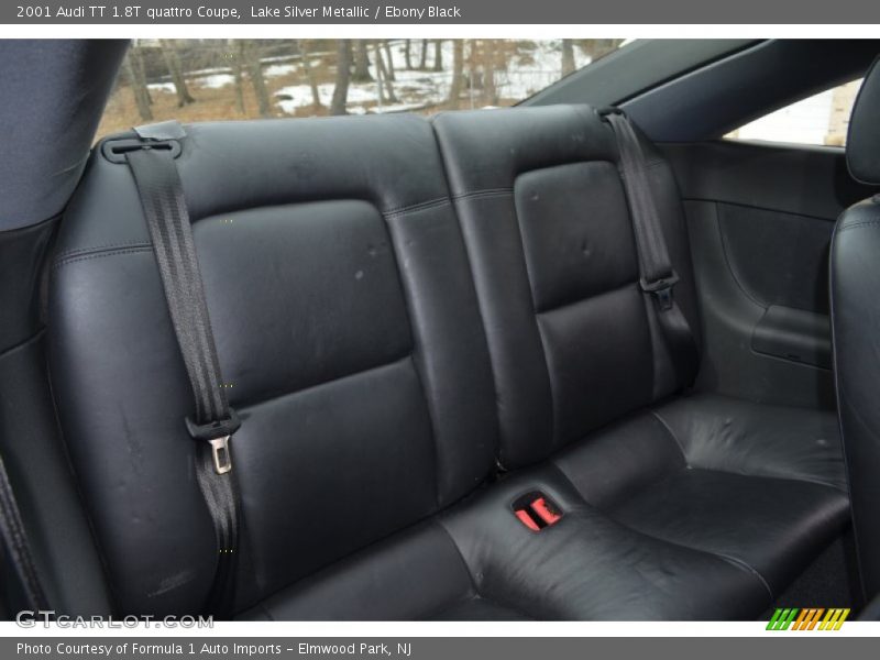 Rear Seat of 2001 TT 1.8T quattro Coupe