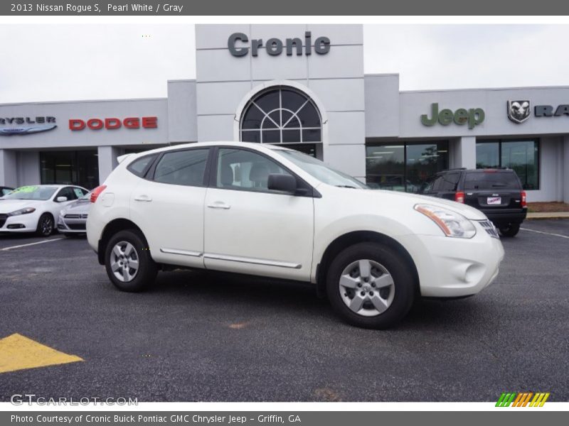 Pearl White / Gray 2013 Nissan Rogue S