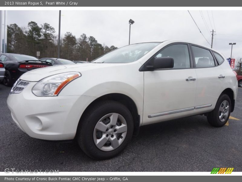 Pearl White / Gray 2013 Nissan Rogue S