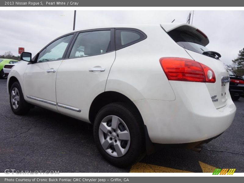 Pearl White / Gray 2013 Nissan Rogue S