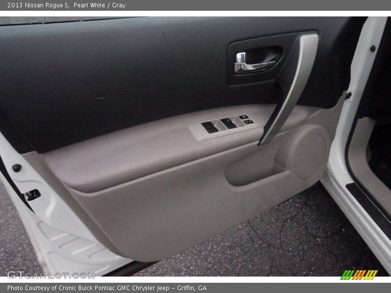 Pearl White / Gray 2013 Nissan Rogue S