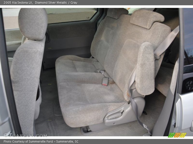 Rear Seat of 2005 Sedona LX