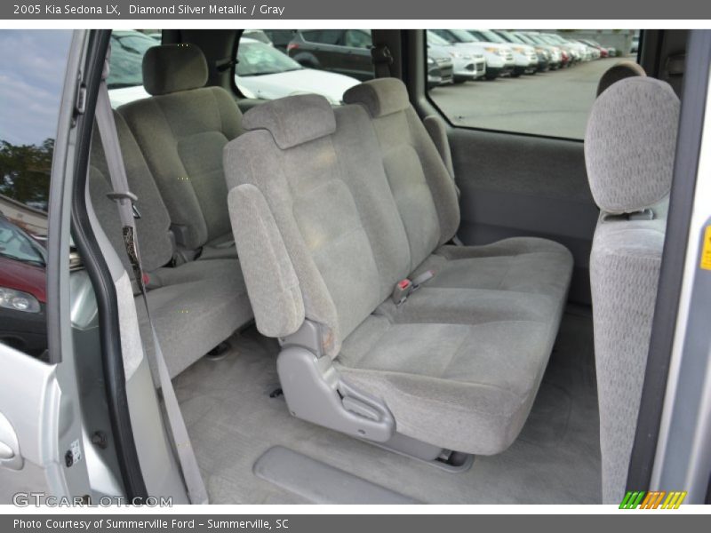 Rear Seat of 2005 Sedona LX