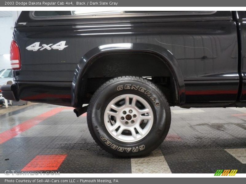 Black / Dark Slate Gray 2003 Dodge Dakota Regular Cab 4x4