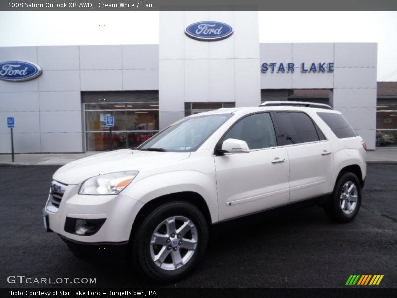 Cream White / Tan 2008 Saturn Outlook XR AWD