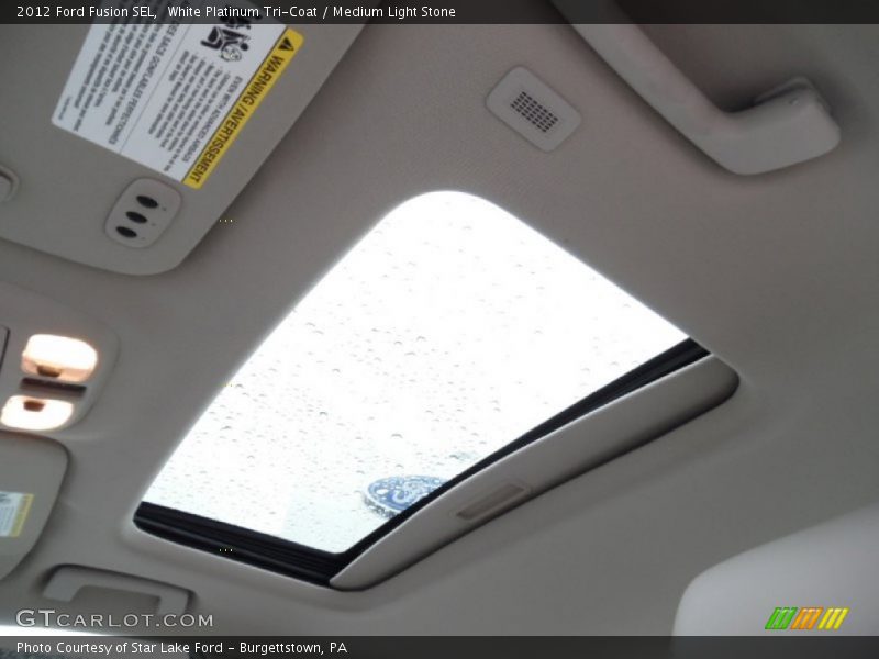 White Platinum Tri-Coat / Medium Light Stone 2012 Ford Fusion SEL