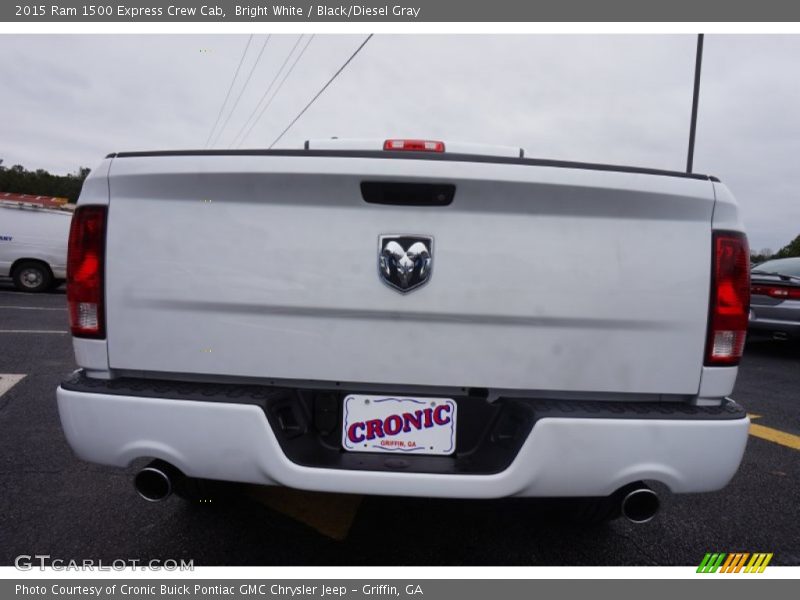 Bright White / Black/Diesel Gray 2015 Ram 1500 Express Crew Cab