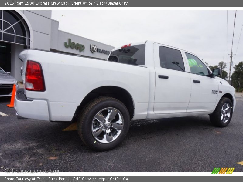 Bright White / Black/Diesel Gray 2015 Ram 1500 Express Crew Cab