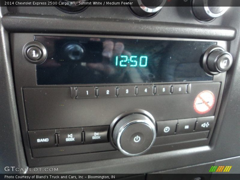Summit White / Medium Pewter 2014 Chevrolet Express 2500 Cargo WT