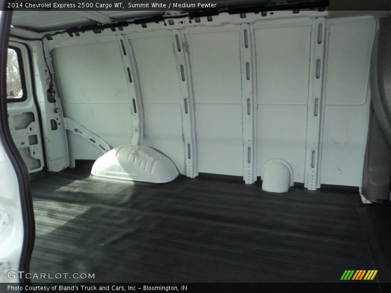 Summit White / Medium Pewter 2014 Chevrolet Express 2500 Cargo WT